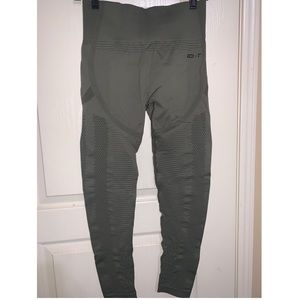 ECHT olive - Arise prime leggings